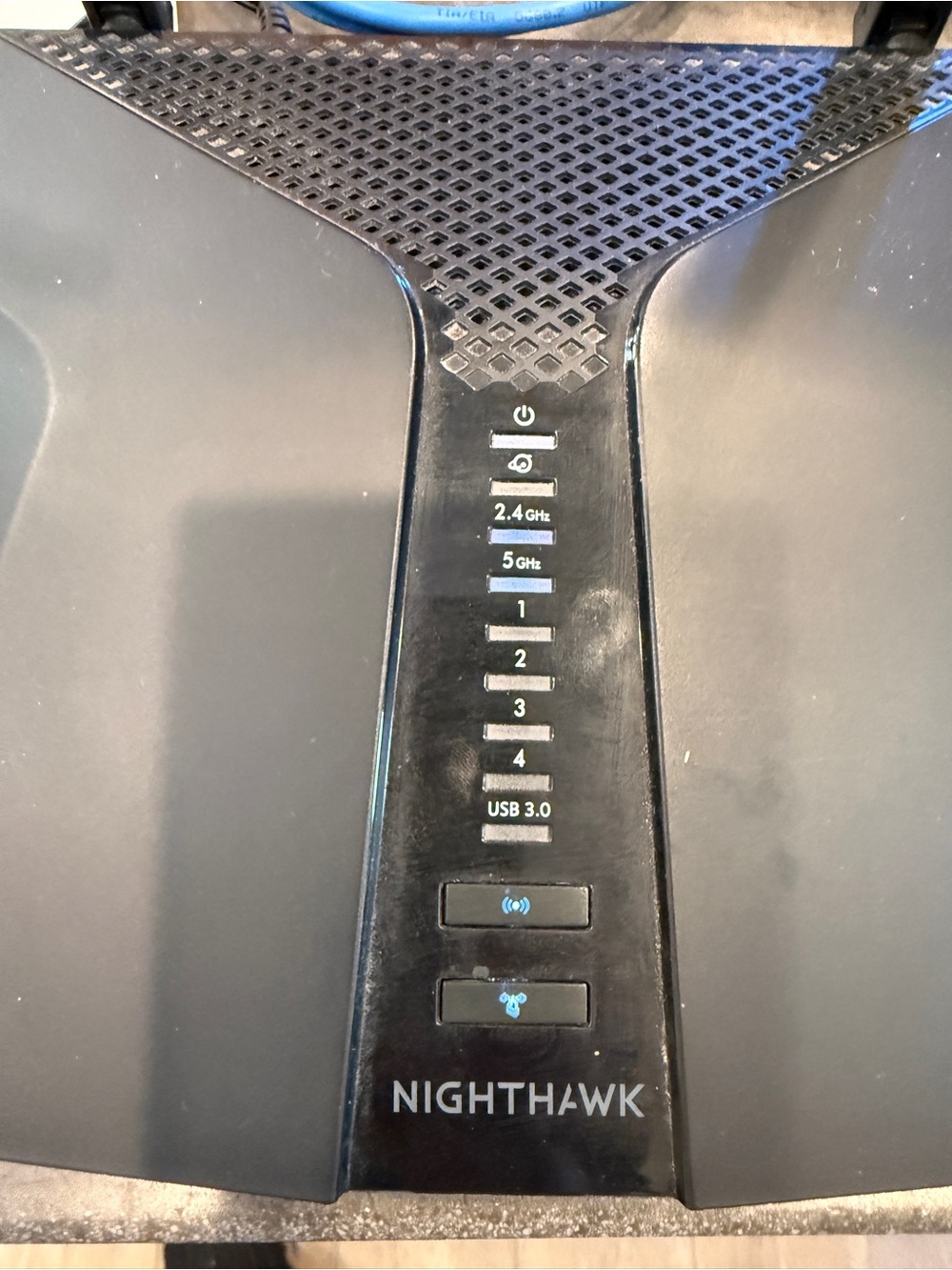 NETGEAR Nighthawk AX5400 WiFi 6 Router (RAX50) – Excellent Condition - Picture 2 of 4